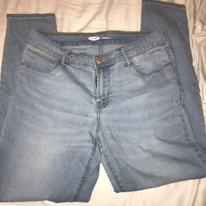 ✧light wash old navy jeans✧